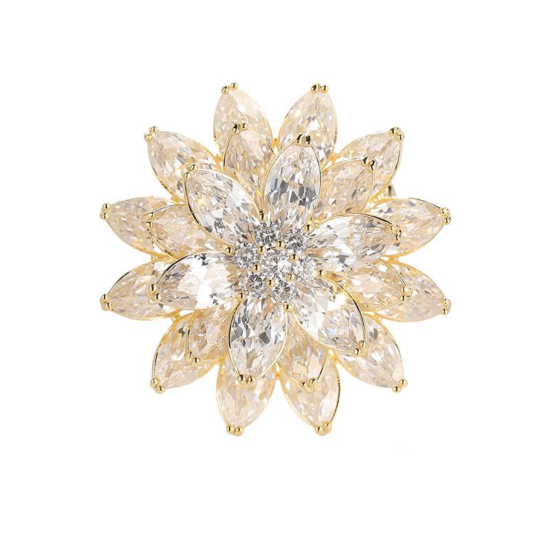 

Элегантная брошь-снежинка - Роскошная женская булавка высокого класса для рождественской корсажной броши, пальто или шали. Наслаждайтесь бесплатной доставкой!