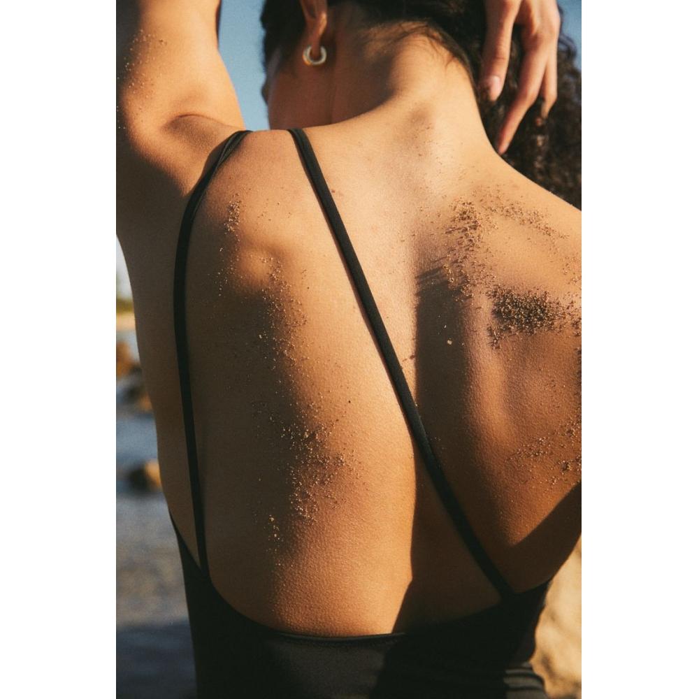 

Купальник HM с чашечками и высокими штанинами, черный