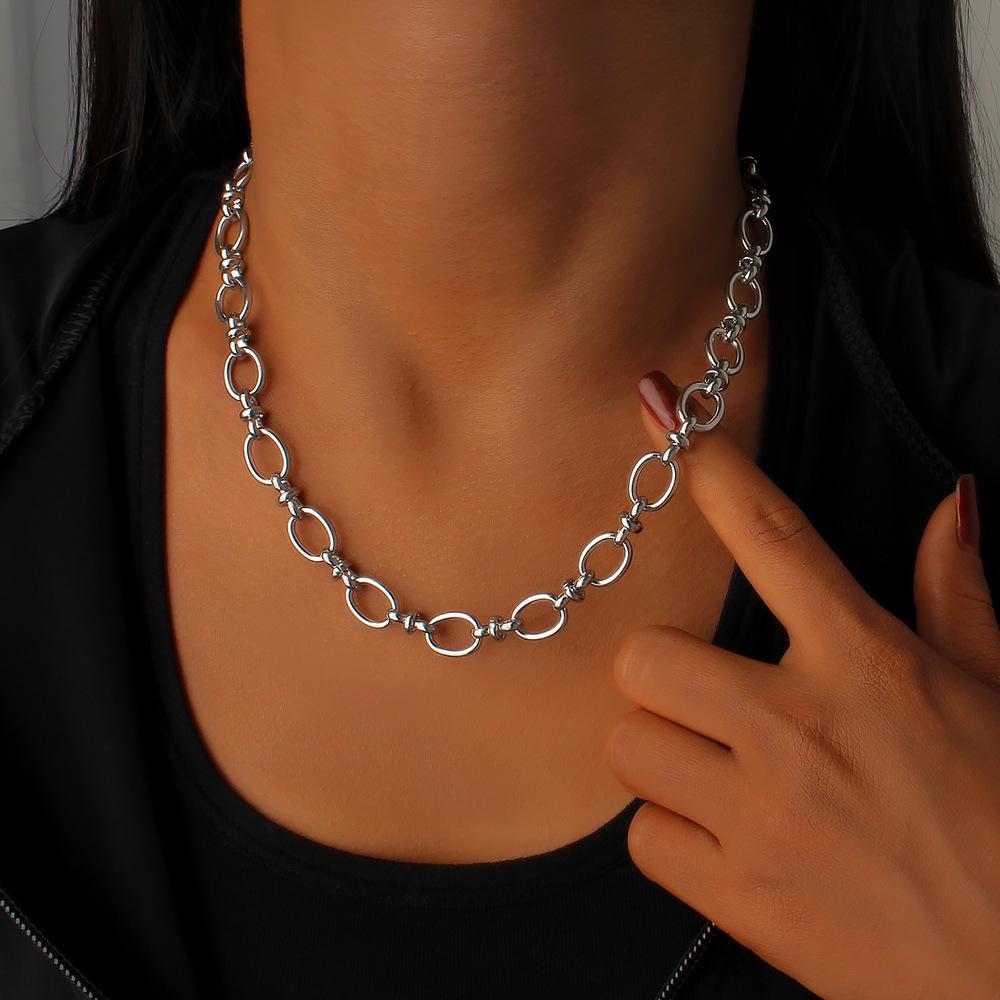 Trendy Titanium Steel Handmade Unisex Clavicle Necklace - Fashionable and Versatile Design