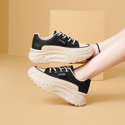 Beliebte Forrest Gump Schuhe Damen 2025 neu Frühling Koreanische Version vielseitige Damenschuhe erhöhte Plateauschuhe Dad Shoes lässig sportlich