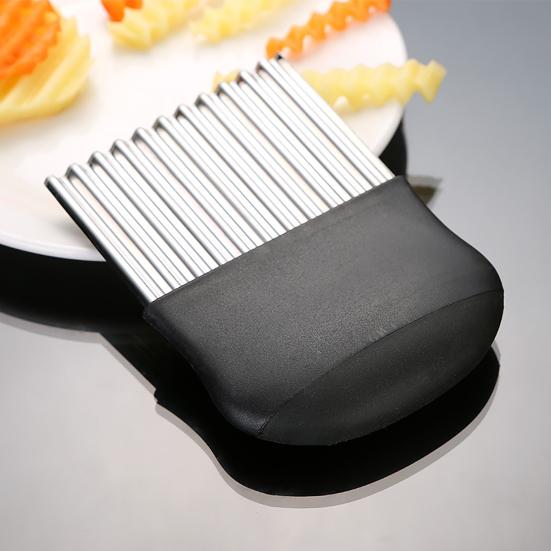 Potato Slicer Comfortable Handle Labor-saving Stainless Steel Sharp Kitchen Wave Potato Cutter for Kitchen