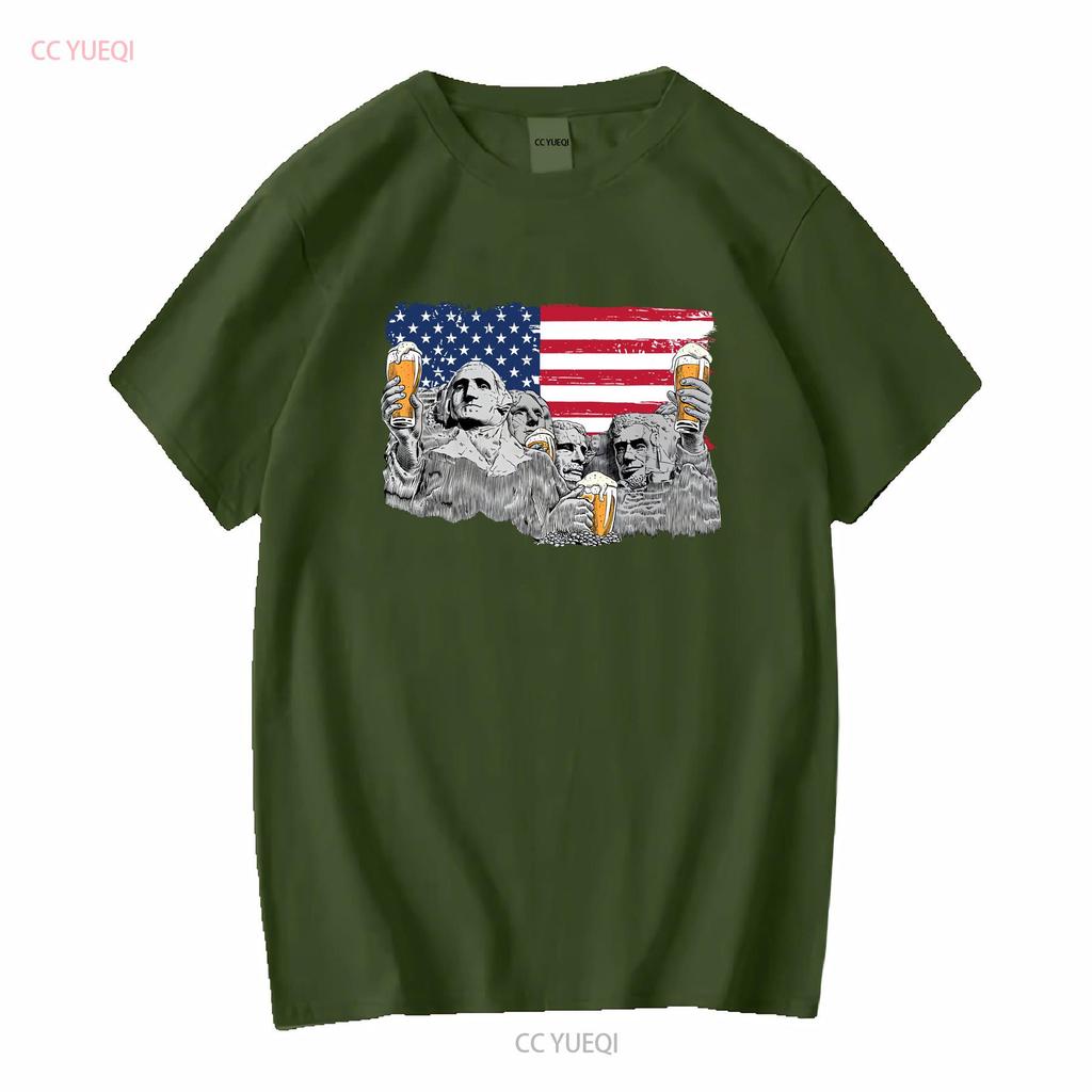 Mount Rushmore Präsidenten Bier trinken T-Shirt Amerika USA Flagge South Dakota Denkmal Patriotischer Trinker 4. Juli Vintage