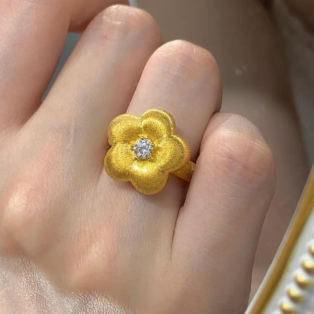 Classic High quality plum blossom brushed ring new in light Shiny luxury flower exquisite ring wedding wedding ring