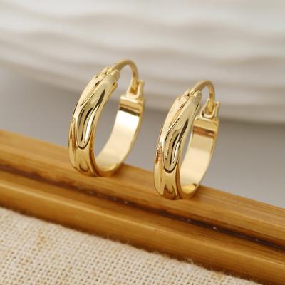 Luxury Minimalist Geometric Round Hoop Earrings Simple Fashion Studs For Women Elegant Daily Jewelry Accessory Gift