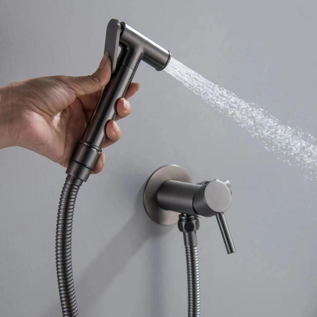 Zinklegierung Shattaf Bidet-Sprühgerät Set Hochdruck Handheld Wandmontiert Vertikaler Sprüh Toilettensprühgerät Badezimmerreinigung