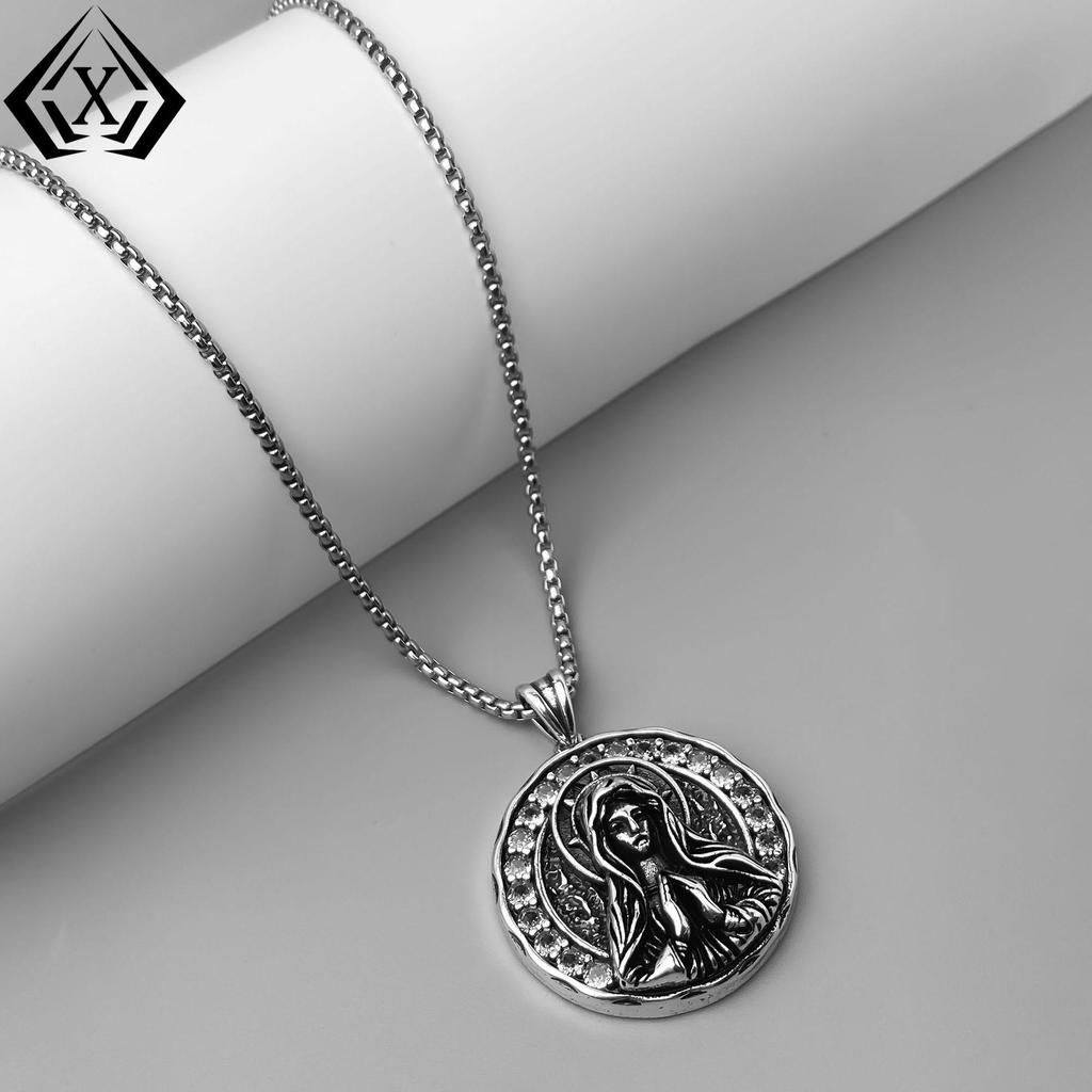Gothic Punk Girl Prayer Pendant Necklace: Niche Design, Dark Style, Heavy Industry Influence