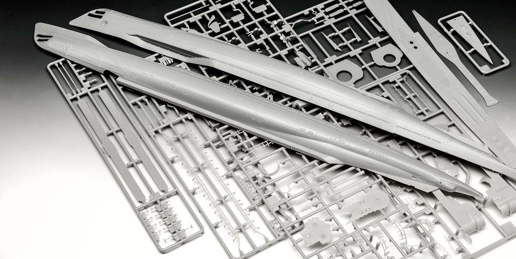 Revell German Submarine Type IX Plastic Model Assembly Kit 05167 1/144 C/40
