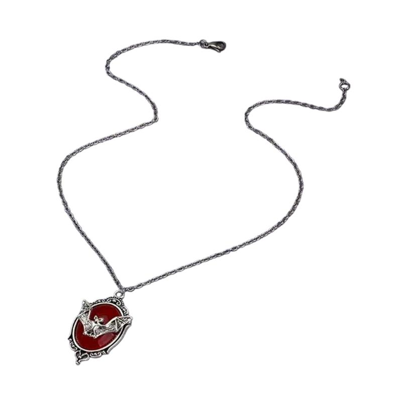 

Eye Catching Gem Bat Necklace Alloy Themed Jewelry Pendant Clavicle Chain Present For Any Occasion красный