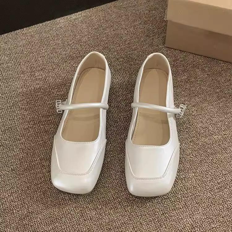 Evening wind small single shoes 2025 new women's spring flat bottom with skirt Mary Jane shoes soft sole French beanie shoes