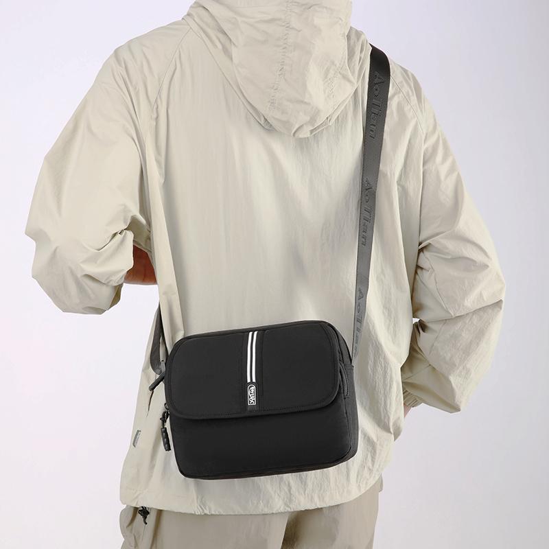 Men's Oxford Bag Multi-Layer Shoulder Crossbody Bag
