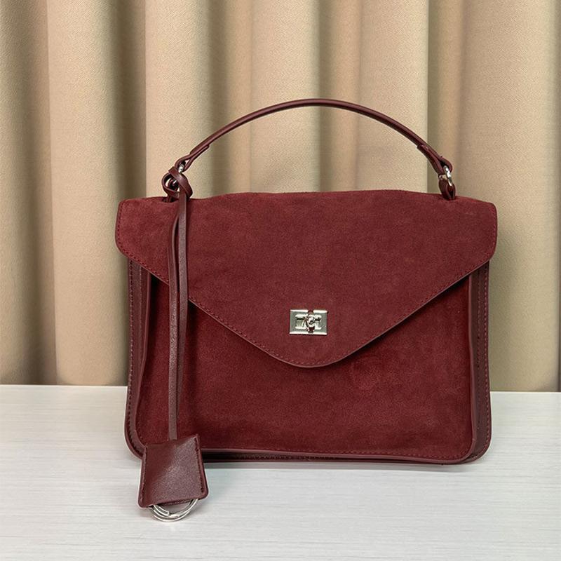 Autumn Matte Shoulder Bag for Women Designer Fashion Traveling To Work Ladies Square Bags Messenger Bag Feminine