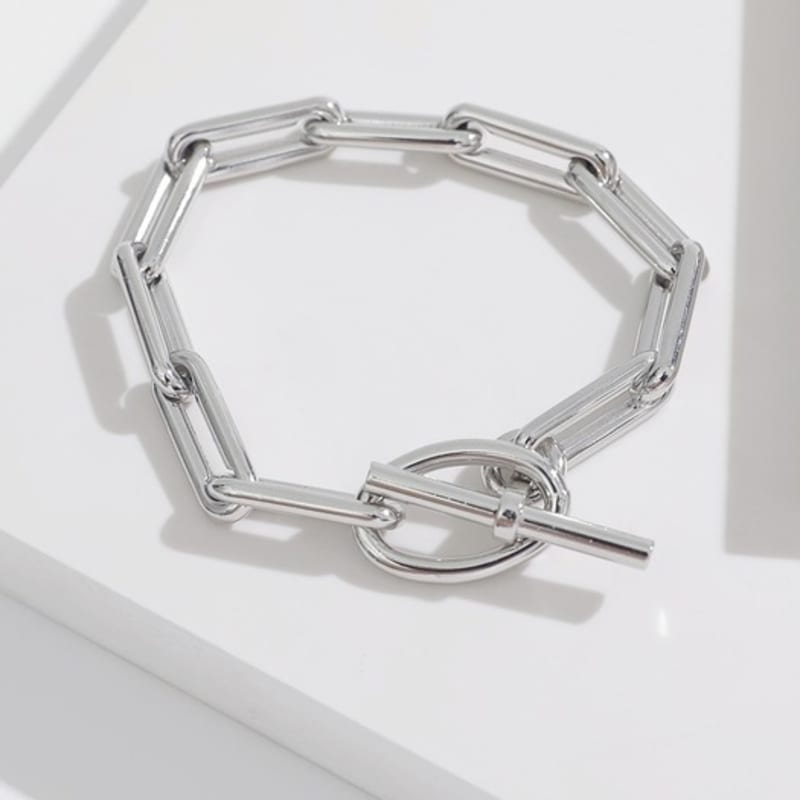 Brilliance Bold Chain Bracelet