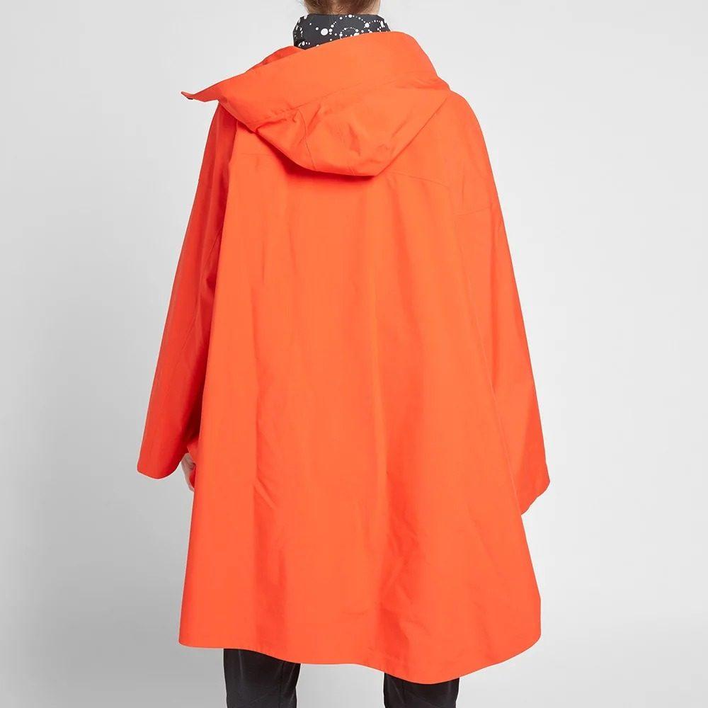 Nike ACG Jackets Women's Red Hooded Moderate Other AR4542-634