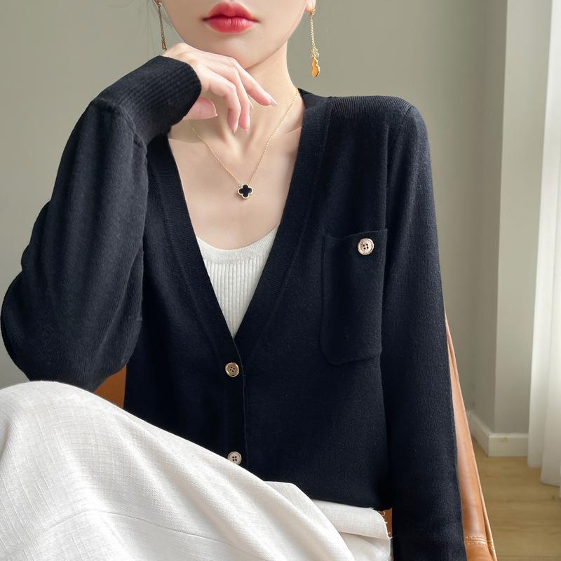 

Вязаный кардиган с длинным рукавом Женская короткая куртка Свитер Высокий дизайн Нишевый Свободный Тонкий V-образный вырез Топ XXL