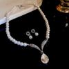 3 Pezzi Bluey Collane con Ciondolo Quadrato Strass a Goccia d'Acqua per Donne Catene per Clavicola Temperamento Elegante Set di Gioielli di Lusso