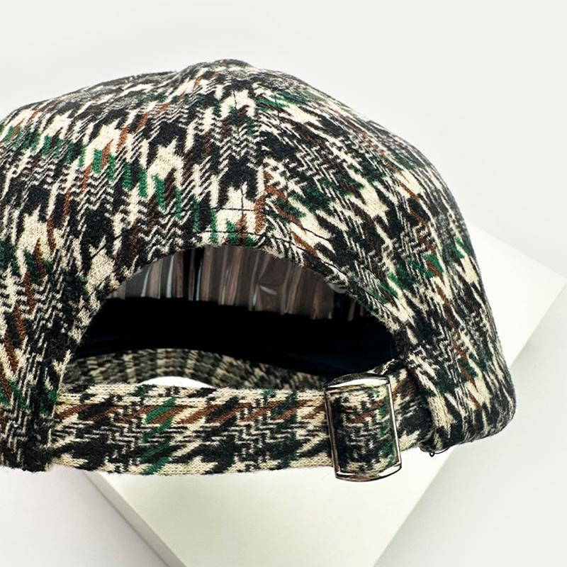 Herbst und Winter Neue Herren Damen Warmer Wollstoff Streifen Karomuster Baseballkappen Vielseitige Mode Britischer Stil Retro Hahnentrittmuster