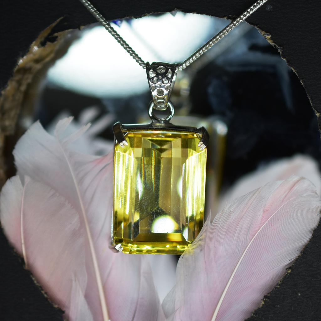 Natural Yellow Topaz 925 Sterling Silver Pendant Emerald 96.35 Certified Gems My-398-k