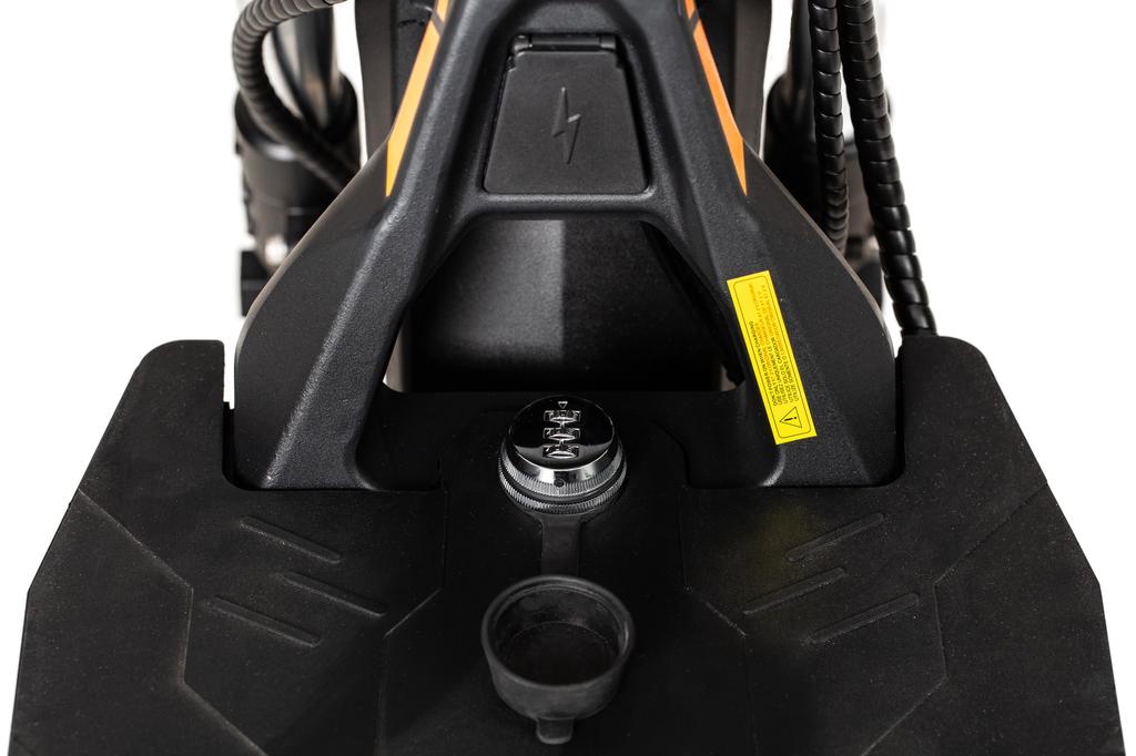 Kukirin G4 Max Hyper-Performance E-Scooter:  1600W *2 Motors, 95km Range, 86km/h Speed, 12" Off-Road Tires & 150kg Load Capacity