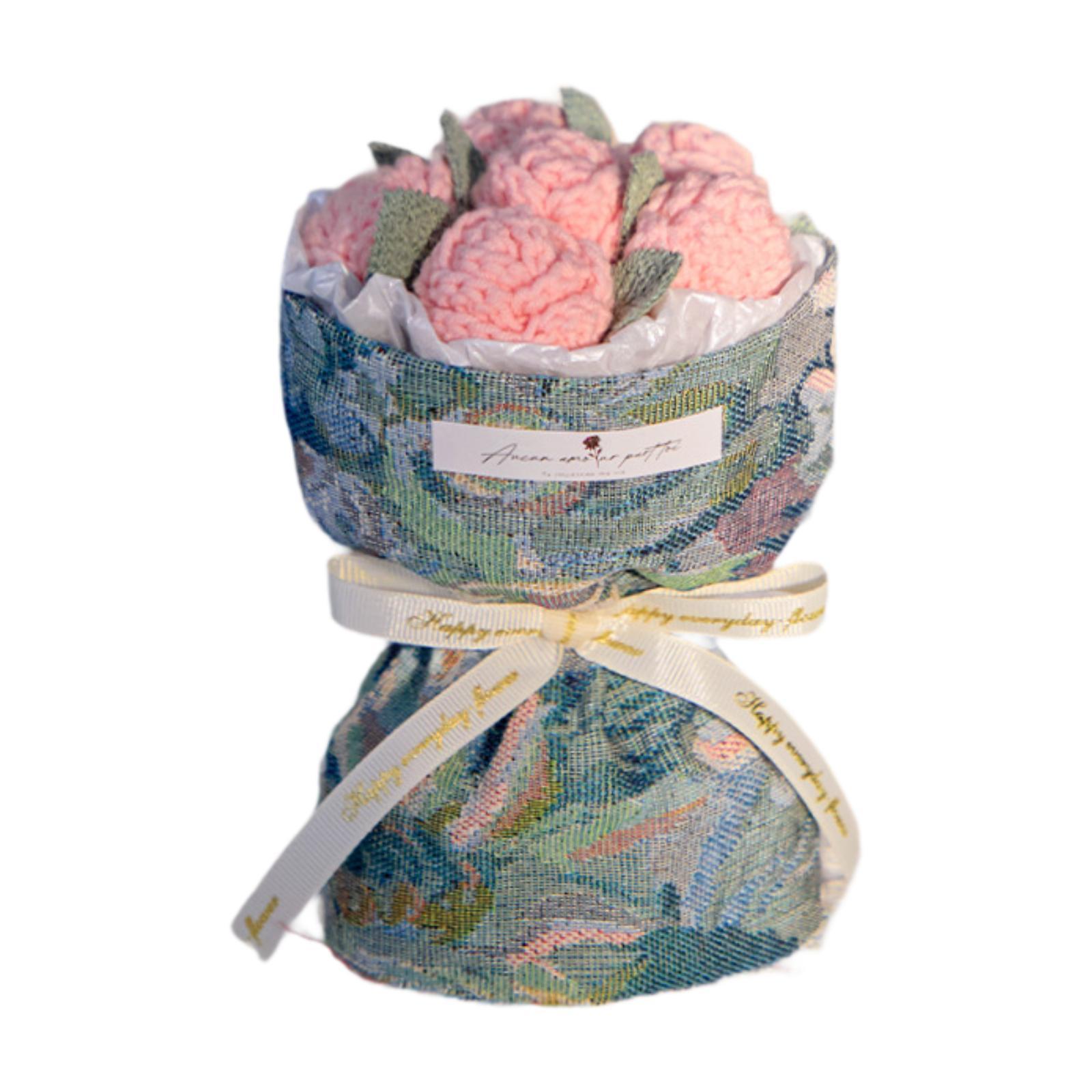 

Crochet Flower Bouquet Table Decoration Birthday Gift Retro Design Knitted Bouquet for Friends Anniversary Party Grandma Office рожевий