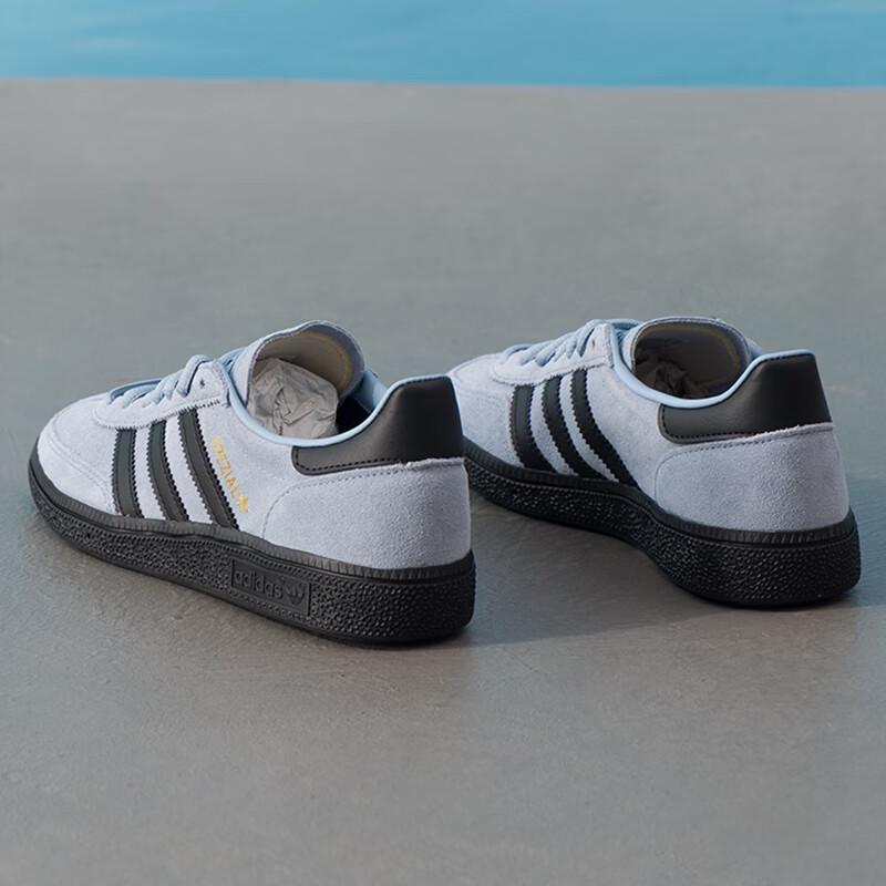 Adidas Unisex JR3668 Lifestyle Low-Top Sneakers