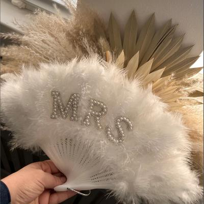 Braut Federfächer Junggesellinnenabschied Hen Do Party Bach Wochenende Mädelsausflug Herbst Winter Hochzeit Verlobung Brautparty Dekoration Geschenk