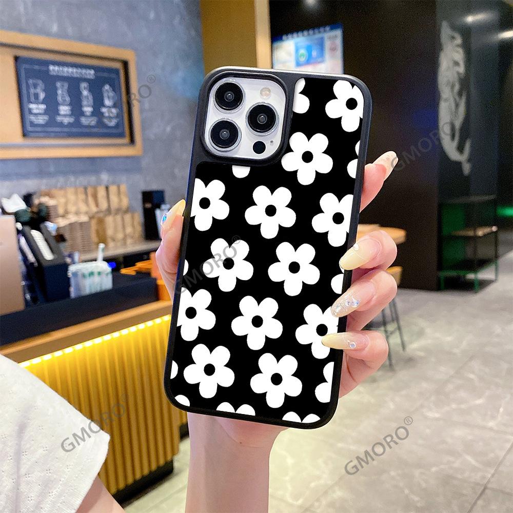 Simple Daisy Mobile Phone Case for iPhone16 Frosted Glass Apple 17 Large Hole Protective Case