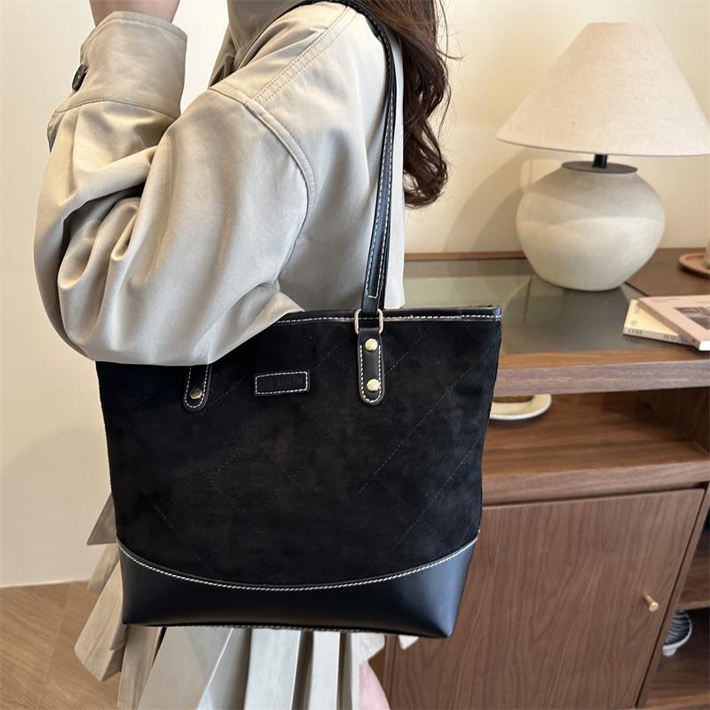 Large capacity commuter simple tote bag autumn new fashion diamond handbag retro splicing shoulder bag