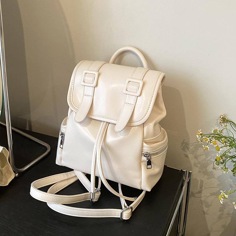 Корейская версия женской сумки, высококлассная сумка большой вместимости, 2025 новинка, простой рюкзак большой вместимости, повседневная дорожная сумка