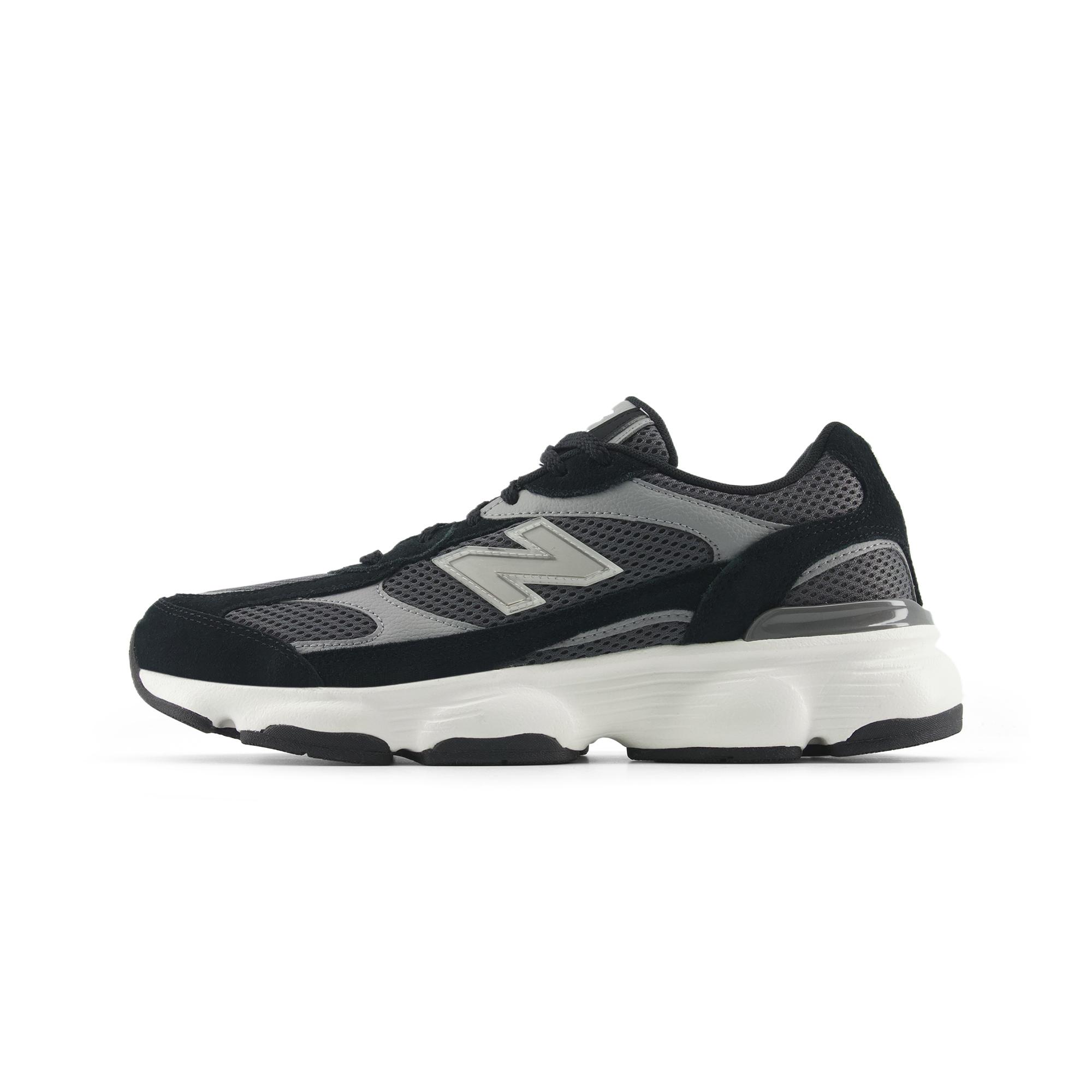 New Balance Chunky Sneakers Unisex Dark Gray M603107 37.5