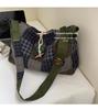 Autumn/Winter Retro Plaid Tote: Lightweight, Versatile, Large-Capacity Women's Crossbody Bag