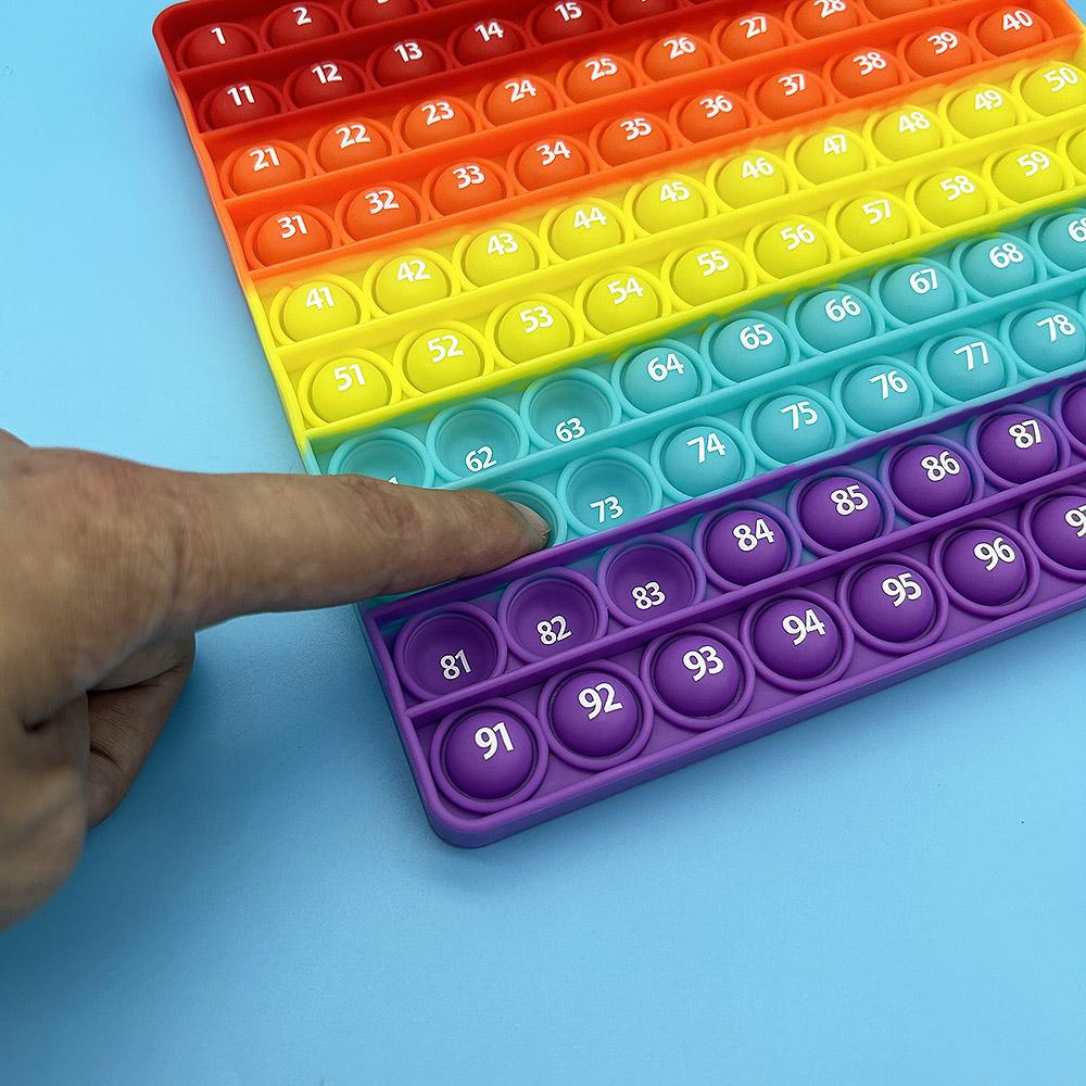 20 cm/7,9 palce 1~100 čísel velké popové matematické hračky, čtvercové barevné stlačovací bublinkové hračky pro vzdělávání