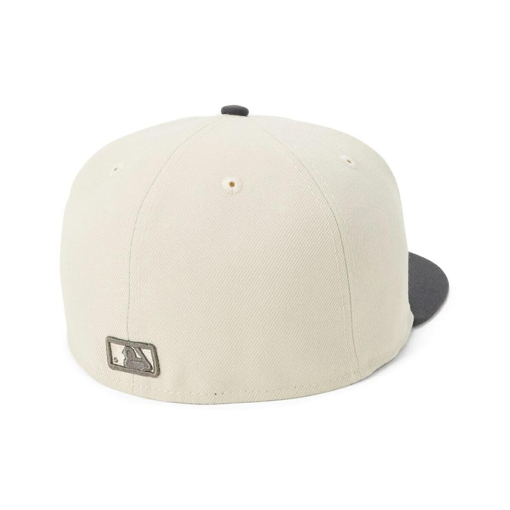 New Era 59FIFTY Cap featuring Shohei Ohtani of the Los Angeles Dodgers in LA This cap is exclusive to ONSPOTZ and is perfect for both men and This