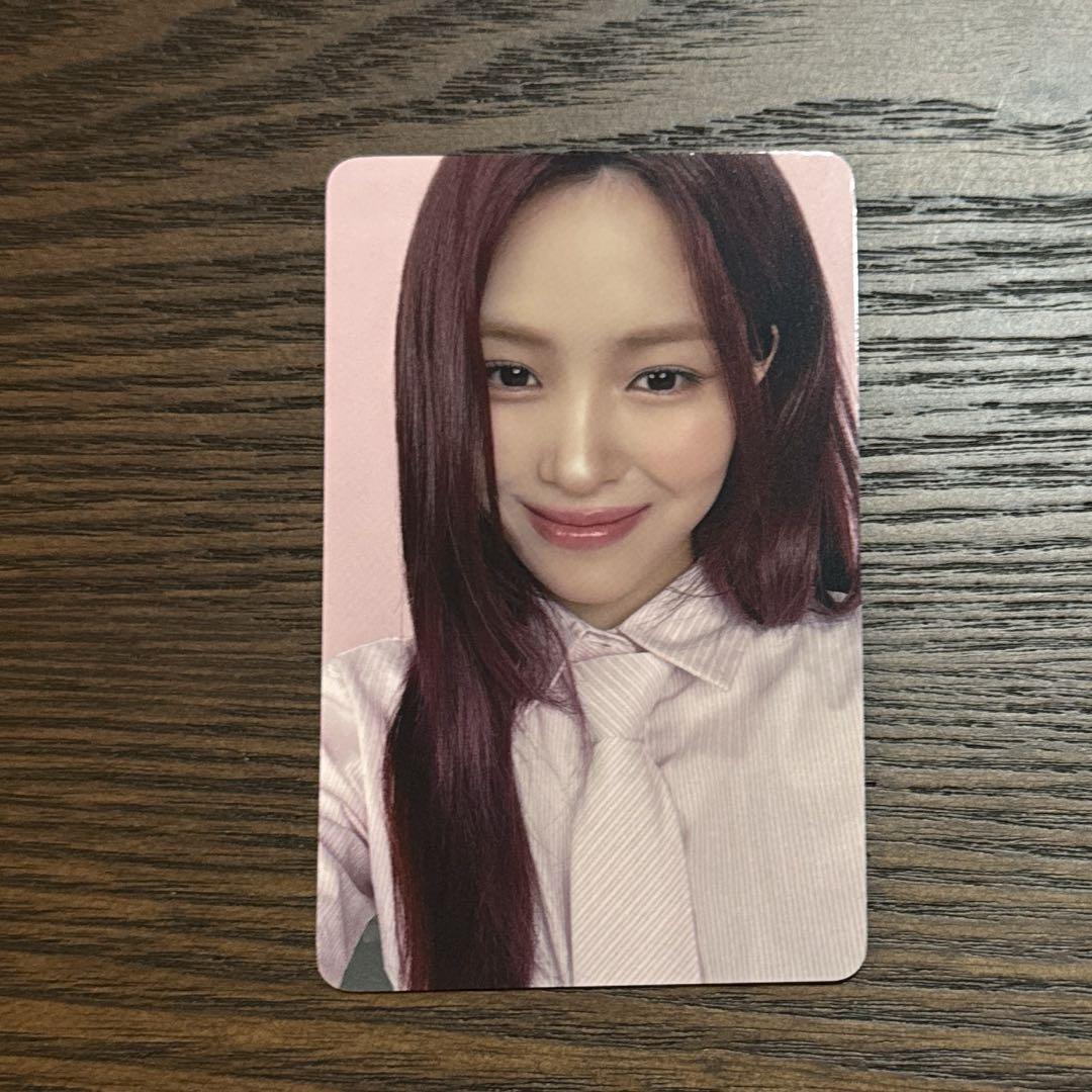 

[USED] ITZY ON AIR Fan Meeting 10,000 Yen Purchase Bonus Trading Card Ryujin