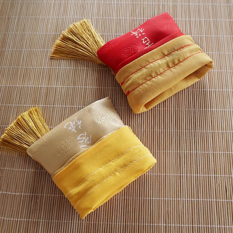 Chinese Retro Embroidered Brocade Sachet Bag Pendant