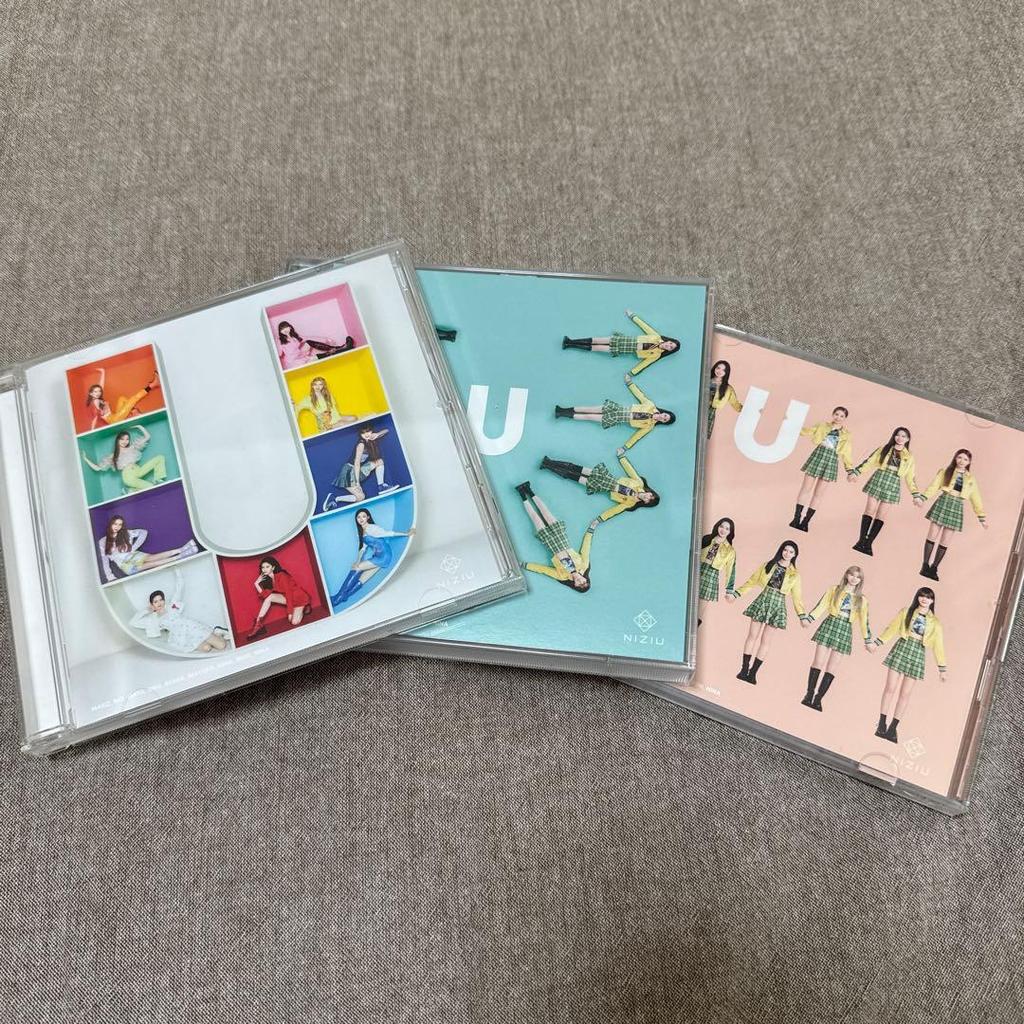 [USED] NiziU CD single album 3 types