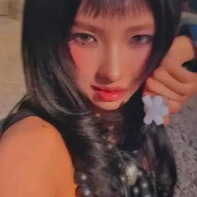 I-DLE Soyeon Jeon Soyeon Solo Life Is Amazing, I'm Quitting My Job Music Show Photocard Reverse Tribute