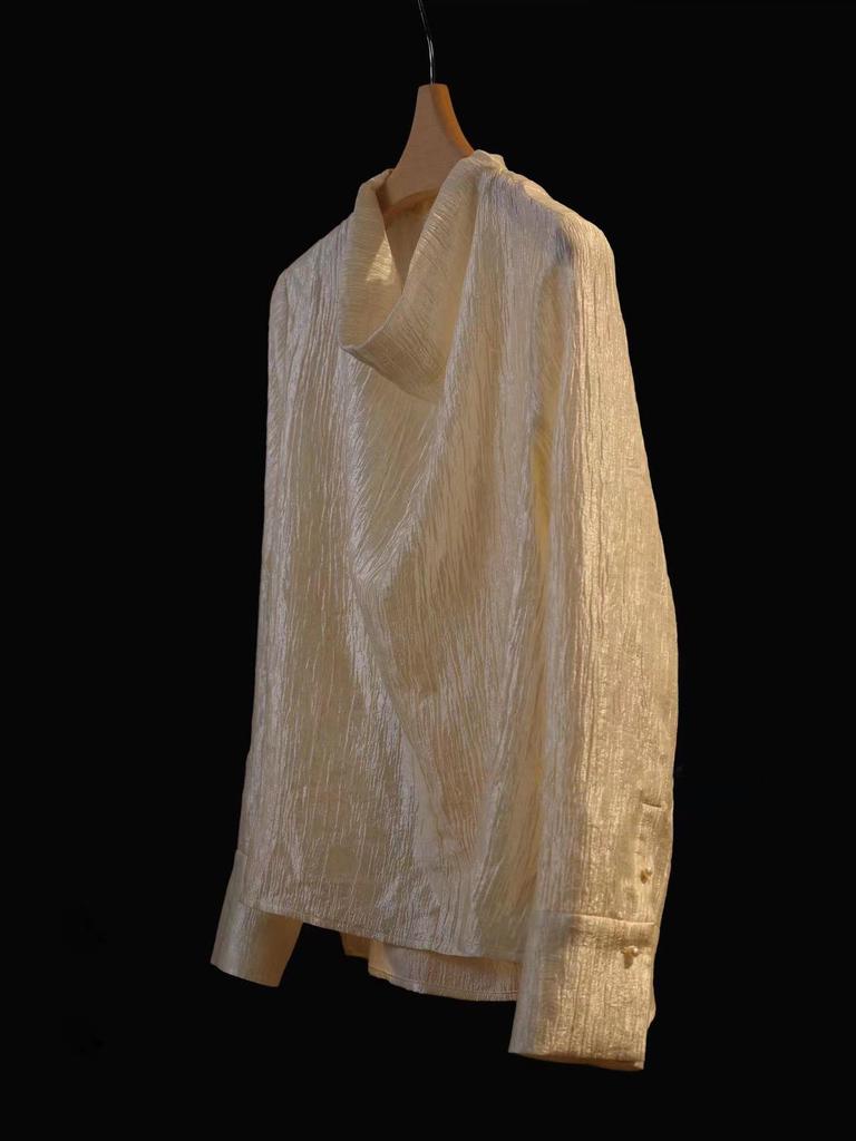 2026 Early Spring Niche Designer Flowing Gold Elegant Shirt