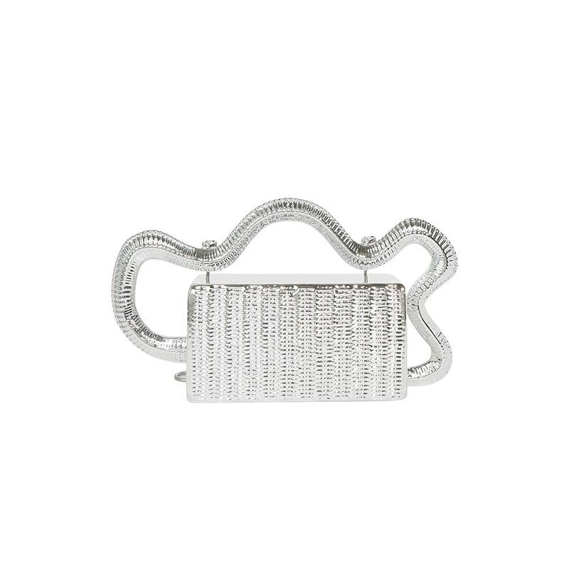 

2026 Luxury Designer Women s Shoulder Bags Silver Evening Clutch Bag Trend Clip Party Purse Fashion Crossbody Handbag