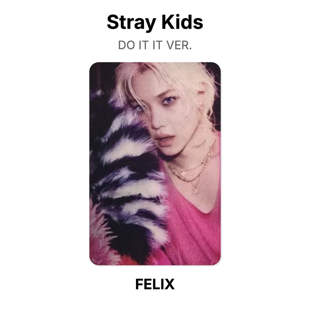 Stray Kids DO IT IT VER. Official Photocard