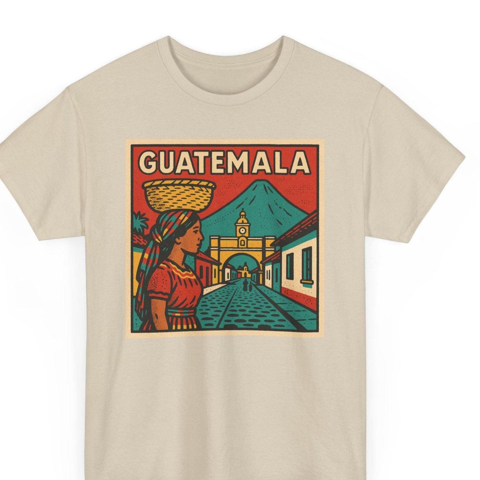 Guatemala Retro Comic T-Shirt: Vintage Central America Graphic Tee 4XL