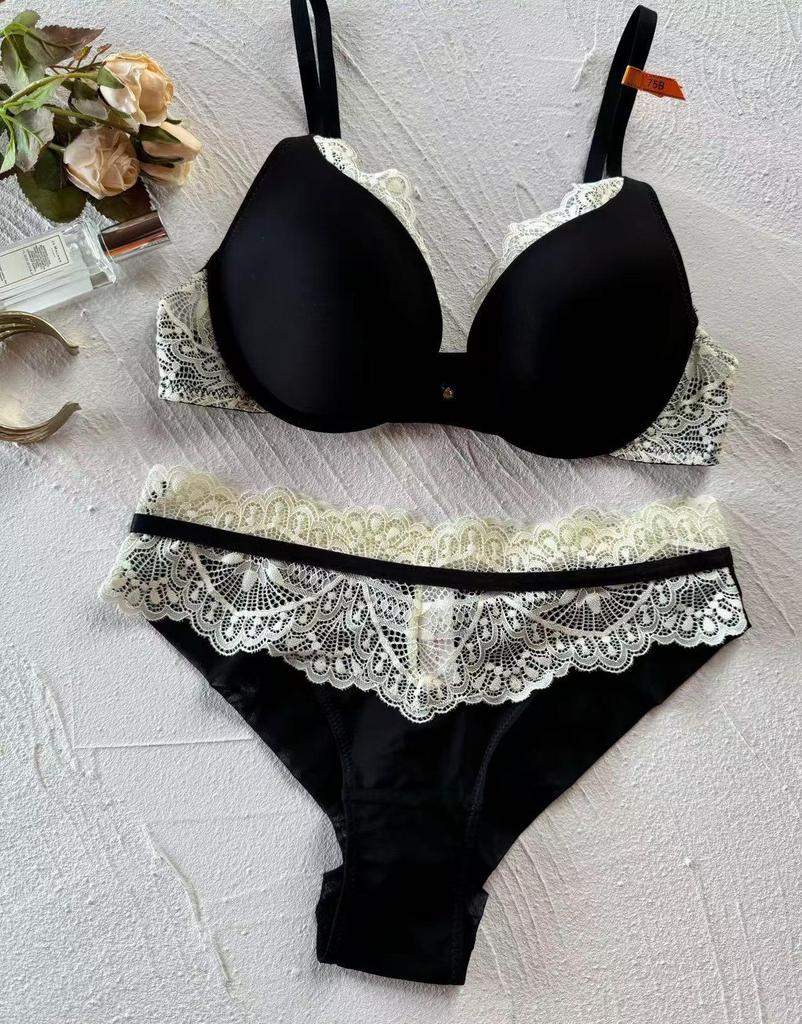 European & American Women's Lace Bra Set - Sexy French Style, Side Support, Small Chest Enhancing