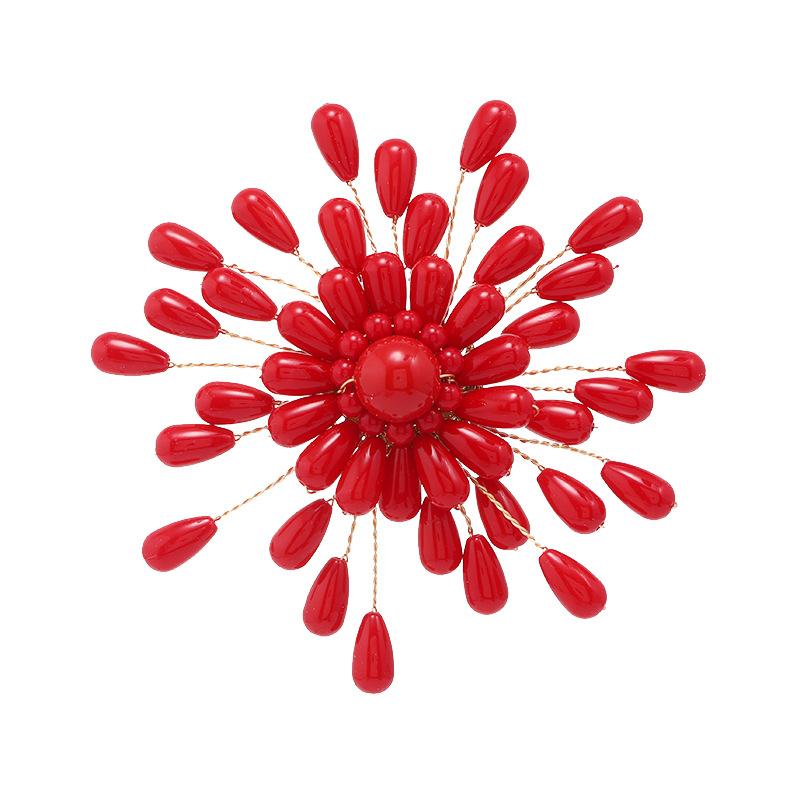 Red crystal pearl snowflake brooch temperament elegant luxury atmosphere high-end corsage women's high-end coat pin