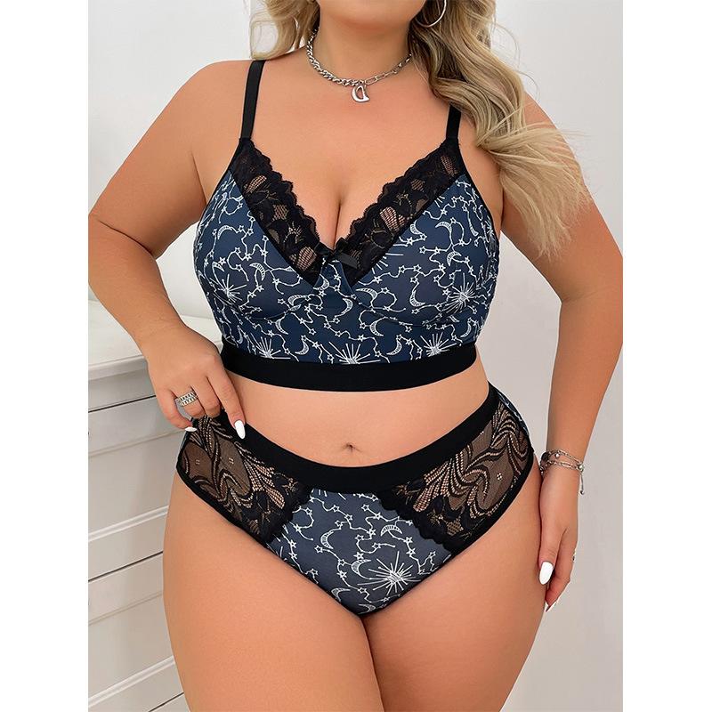 European and American Plus Size Sexy Lingerie Set Hollow Lace Dark Blue Elegant Bra Set
