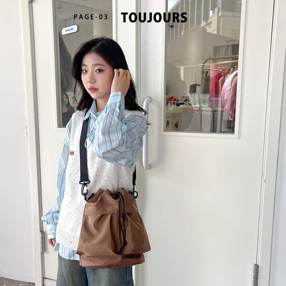 Large Capacity Swimming Nylon Crossbody Bag Solid Color Bucket Bag Drawstring Fitness Bag  Women