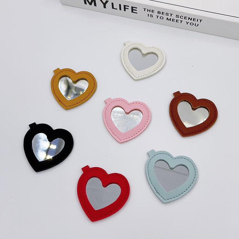 Креативный минималистичный брелок-зеркальце для макияжа в виде цветка - Милый, компактный дизайн из ПУ кожи для удобной переноски White