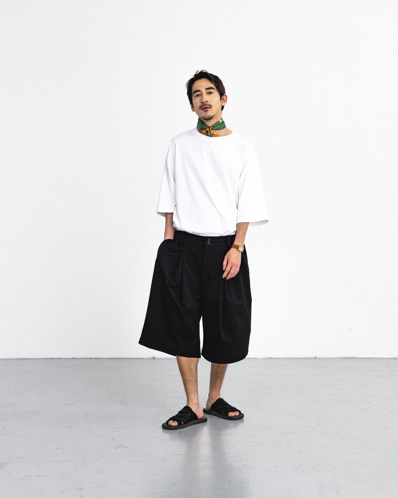 ANGLAN Double Tuck Half Slacks - Black