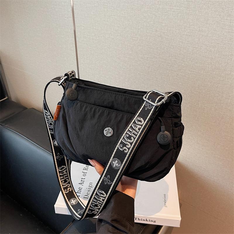 Crossbody Bag Women's New Fashion Lightweight Shoulder Bag Multi-layer Versatile Women's Commuter Small Square Bag