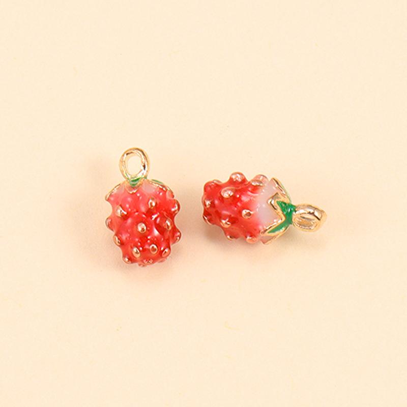 Three-Dimensional Fruit Pendant Three-Dimensional Strawberry Bracelet Pendant Alloy Jewelry Accessory Fashion For Jewelry Making