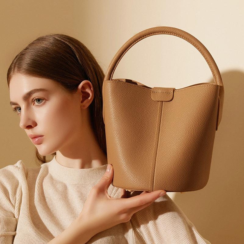 New bag commuter women's bag messenger bag spring and summer high-end leather vegetable basket portable messenger bucket bag