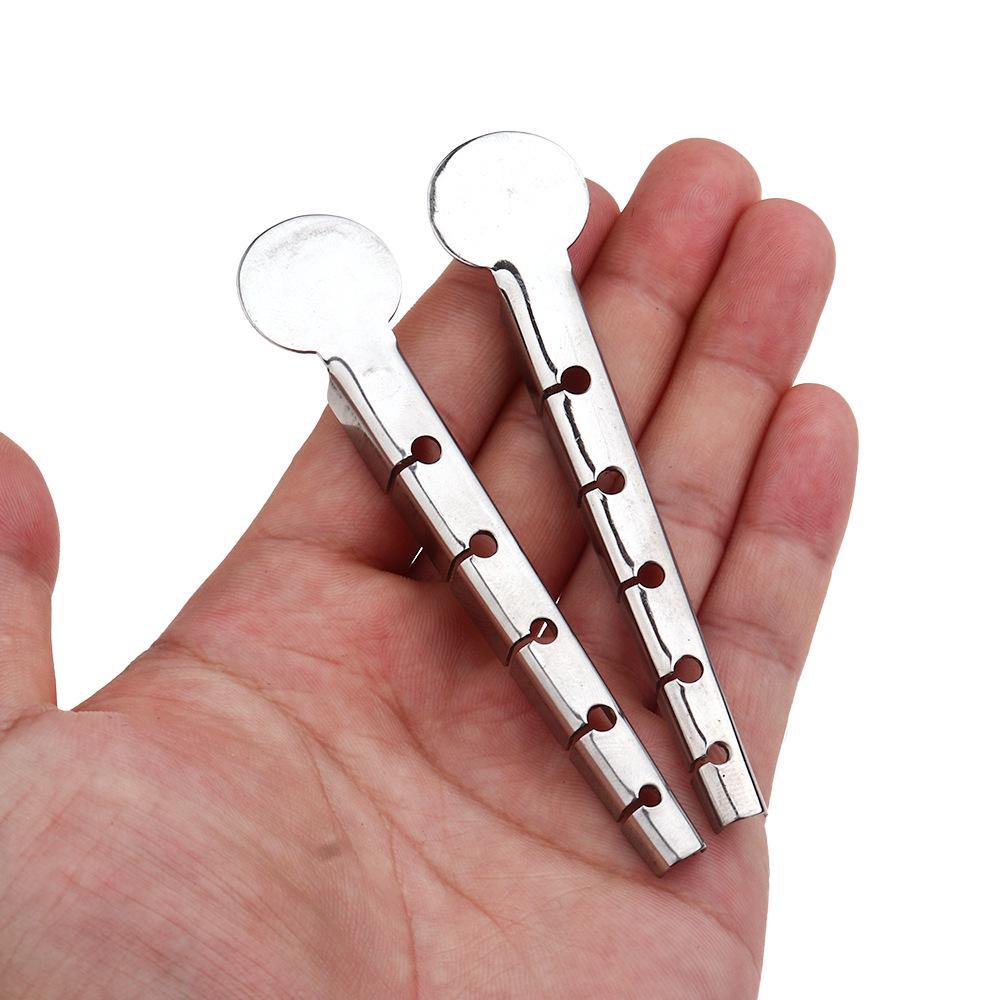 Tragbares Fliegenbindewerkzeug mit mehreren Löchern